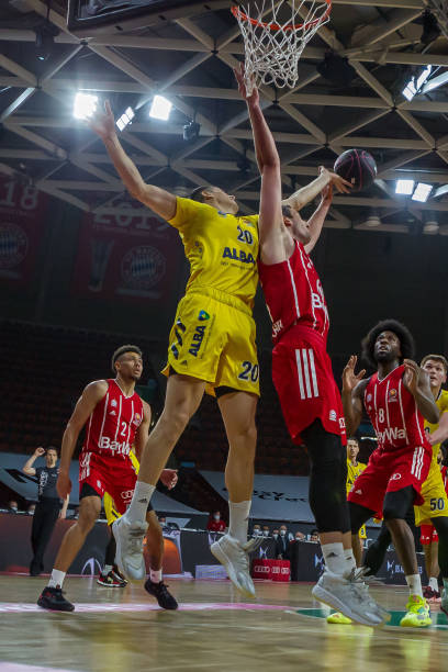 接这位旧将 接这位旧将